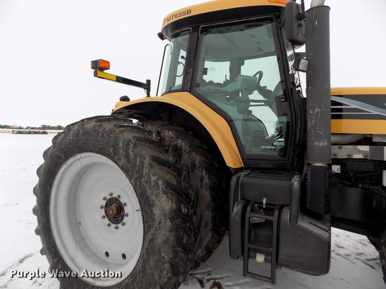 image for item FE9278 2004 Challenger MT655B MFWD tractor