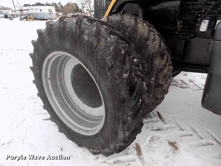 image for item FE9278 2004 Challenger MT655B MFWD tractor