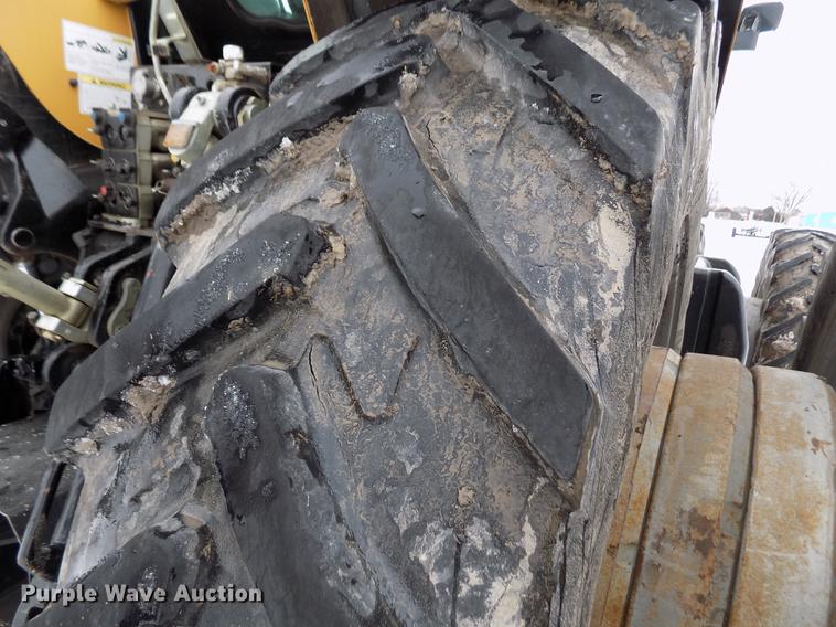 image for item FE9278 2004 Challenger MT655B MFWD tractor