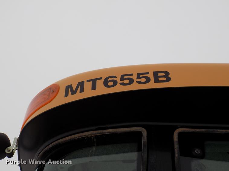 image for item FE9278 2004 Challenger MT655B MFWD tractor