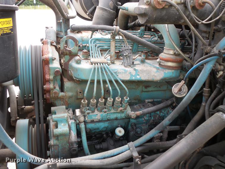 image for item FT9894 1991 International 4900 dump flatbed truck