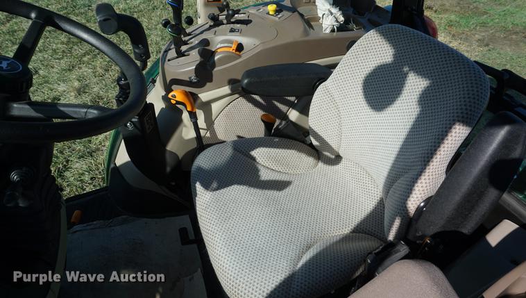 image for item G1407 2016 John Deere 5100E MFWD tractor