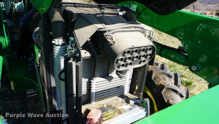 image for item G1407 2016 John Deere 5100E MFWD tractor