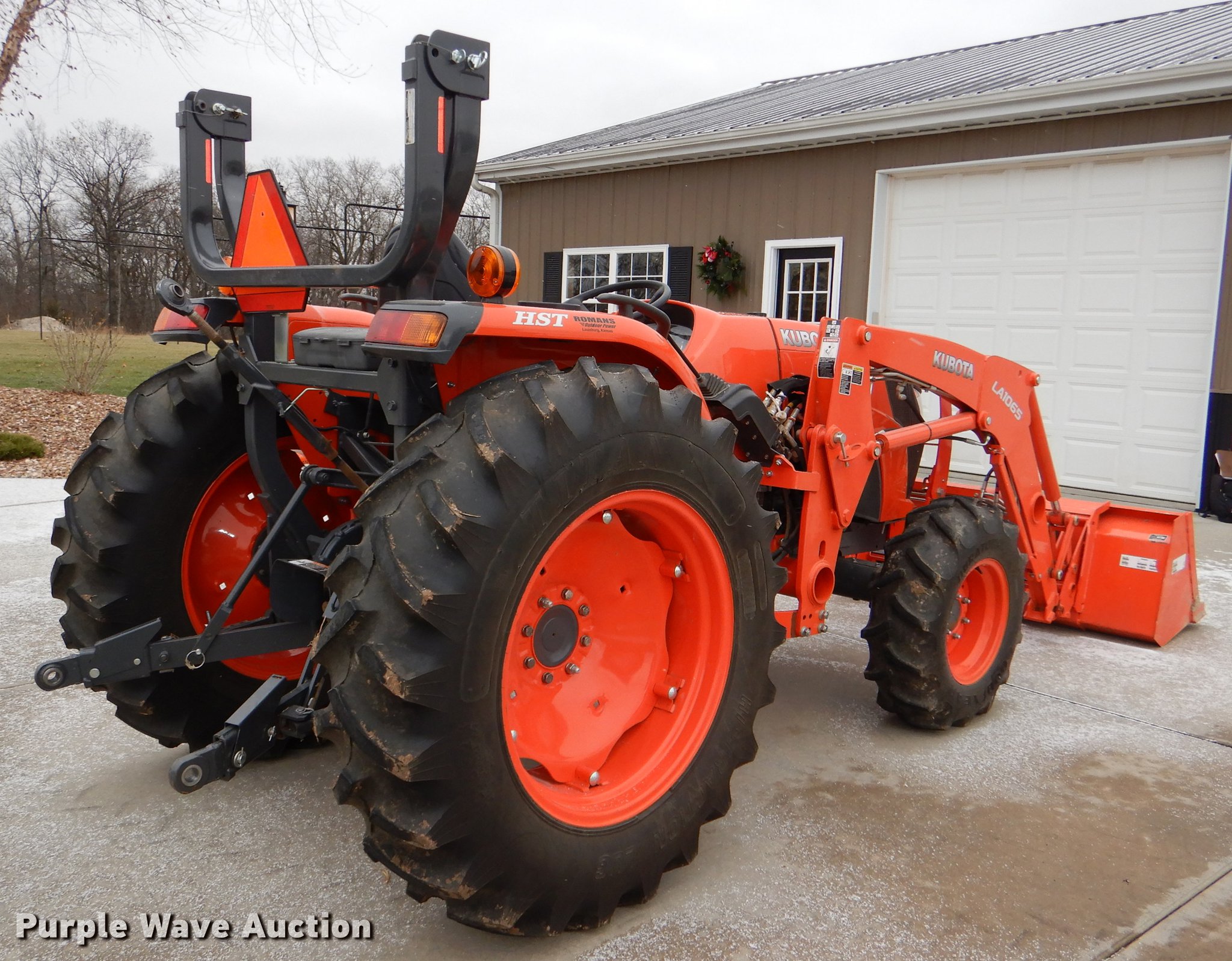 2017 Kubota MX5200 tractor in Louisburg, KS Item EA9024 sold Purple