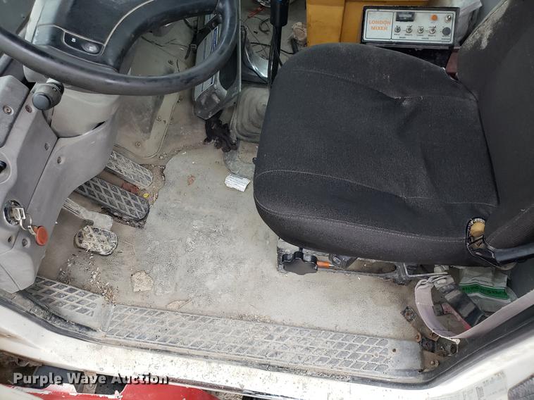 image for item AN9474 2000 Sterling L-Line ready mix truck