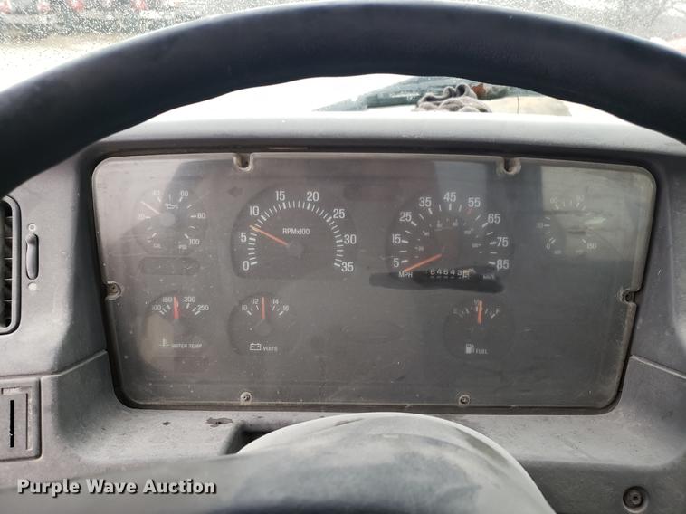 image for item AN9474 2000 Sterling L-Line ready mix truck