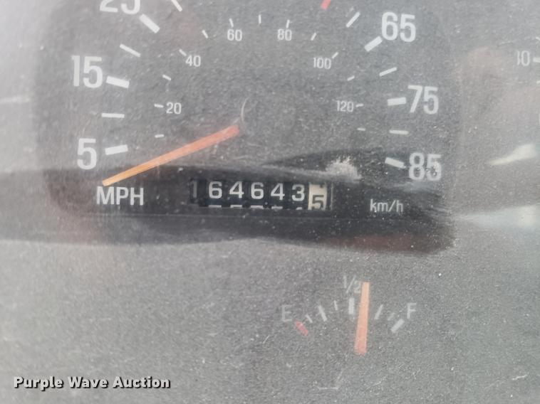 image for item AN9474 2000 Sterling L-Line ready mix truck