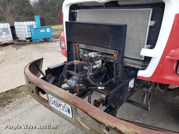 image for item AN9474 2000 Sterling L-Line ready mix truck