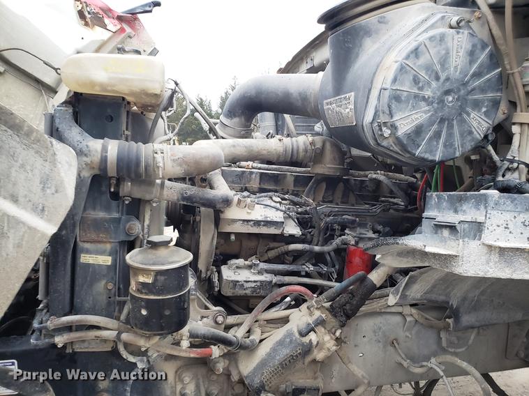 image for item AN9474 2000 Sterling L-Line ready mix truck