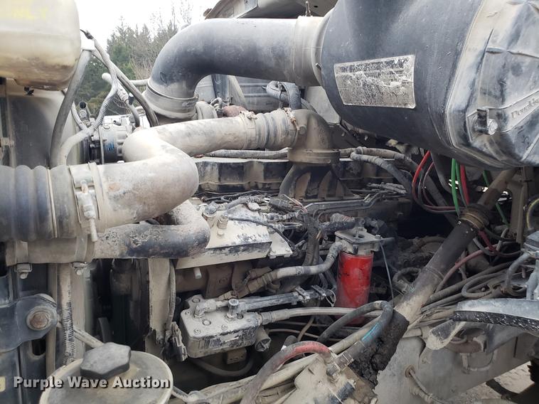 image for item AN9474 2000 Sterling L-Line ready mix truck