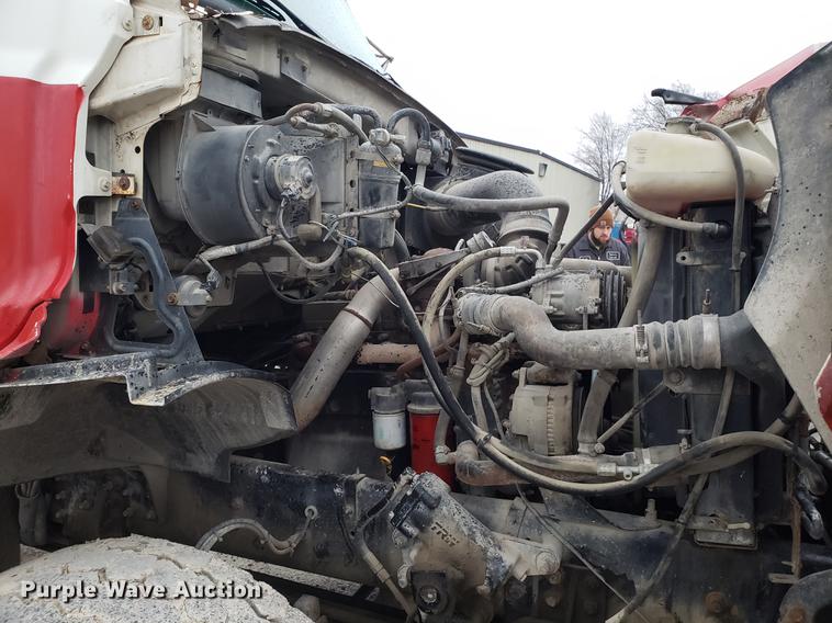 image for item AN9474 2000 Sterling L-Line ready mix truck