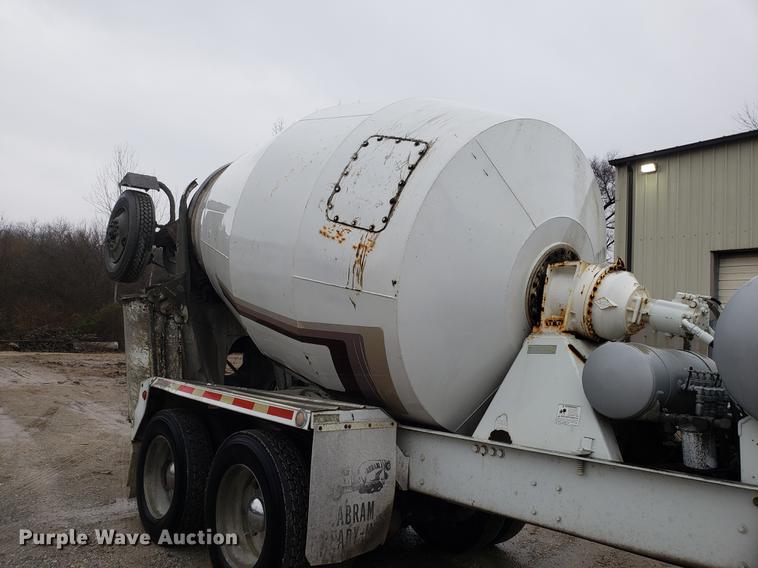 image for item AN9477 1988 Kenworth W900 ready mix truck