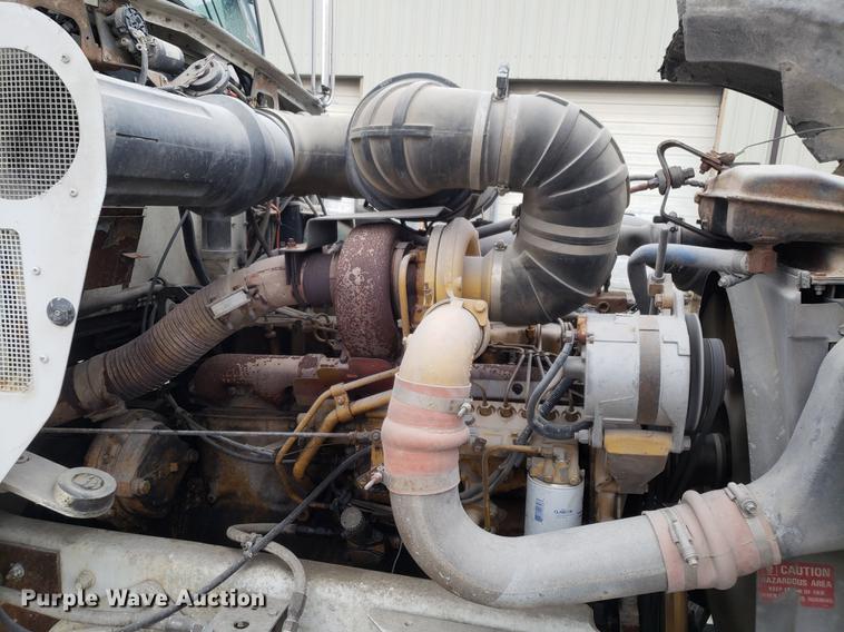 image for item AN9477 1988 Kenworth W900 ready mix truck