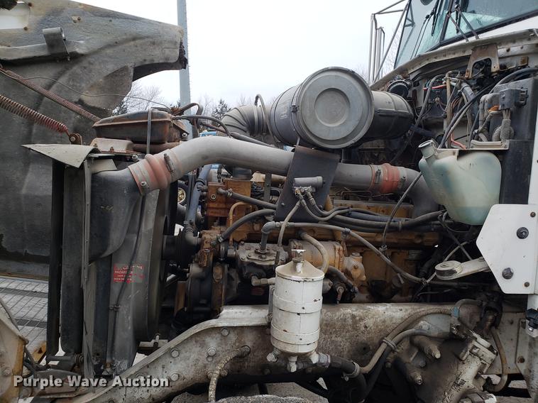 image for item AN9477 1988 Kenworth W900 ready mix truck