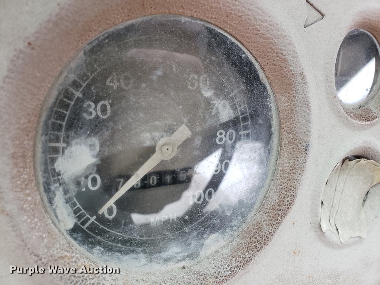 image for item AN9480 1976 Ford 8000 ready mix truck