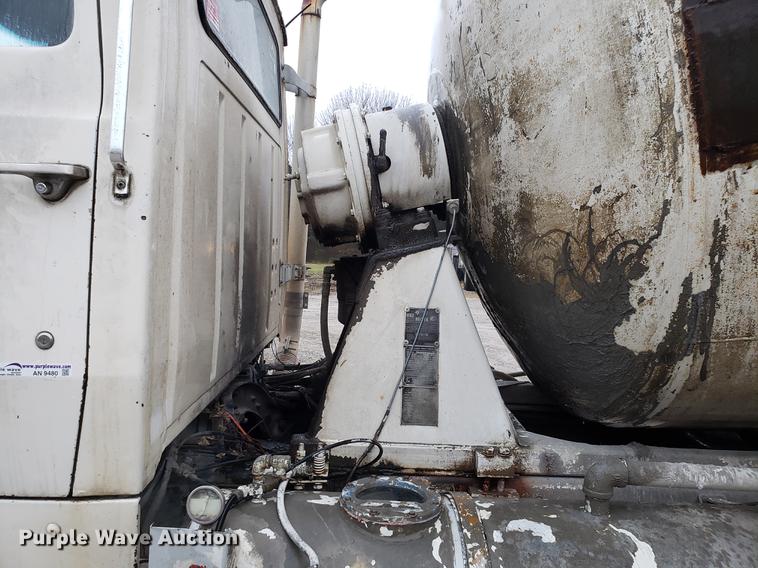 image for item AN9480 1976 Ford 8000 ready mix truck