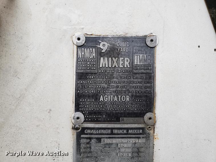 image for item AN9480 1976 Ford 8000 ready mix truck