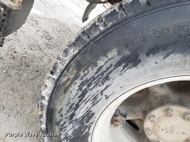 image for item AN9480 1976 Ford 8000 ready mix truck