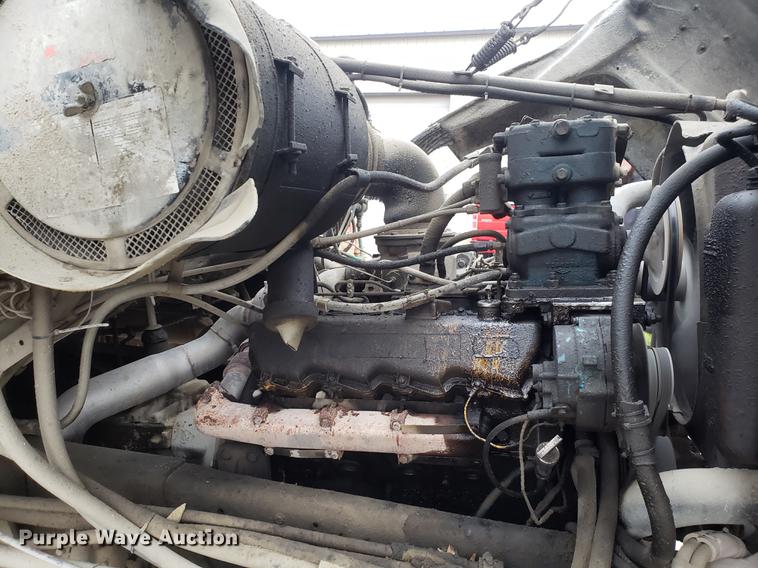 image for item AN9480 1976 Ford 8000 ready mix truck