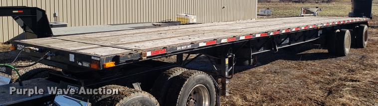 image for item AN9482 2005 Transcraft TL-2000 flatbed trailer