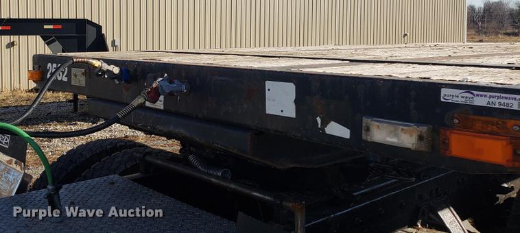 image for item AN9482 2005 Transcraft TL-2000 flatbed trailer