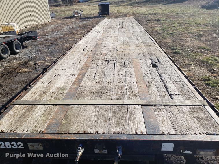 image for item AN9482 2005 Transcraft TL-2000 flatbed trailer