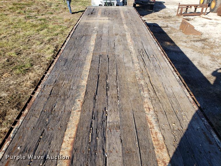 image for item AN9482 2005 Transcraft TL-2000 flatbed trailer