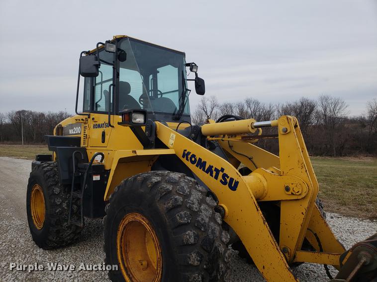 image for item AN9483 2006 Komatsu WA200-5 wheel loader
