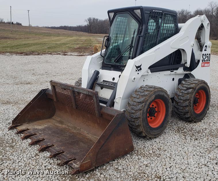 image for item AN9485 2006 Bobcat S250 skid steer