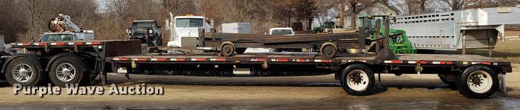 image for item AN9486 2004 Transcraft DTL-2100 drop deck trailer