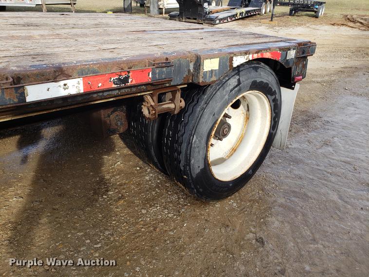 image for item AN9486 2004 Transcraft DTL-2100 drop deck trailer