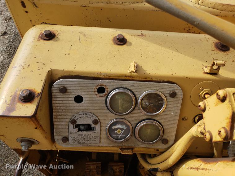 image for item AN9487 Caterpillar 627 dual engine conventional scraper