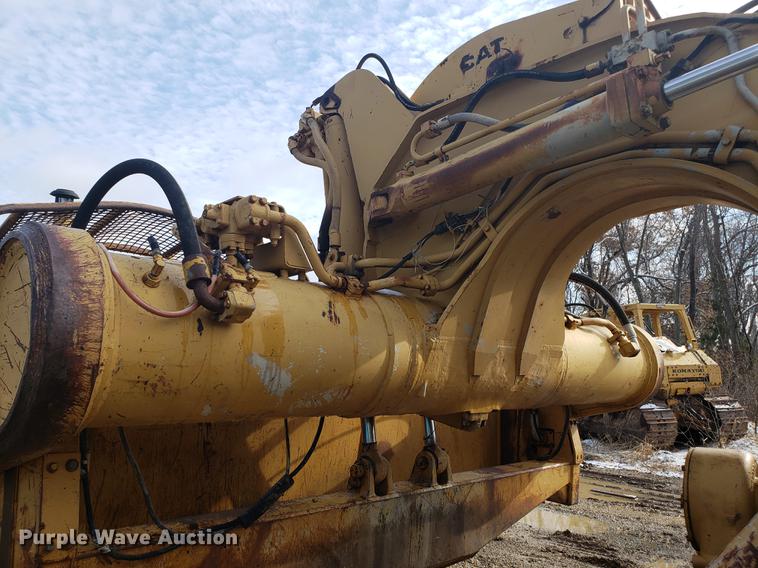 image for item AN9487 Caterpillar 627 dual engine conventional scraper