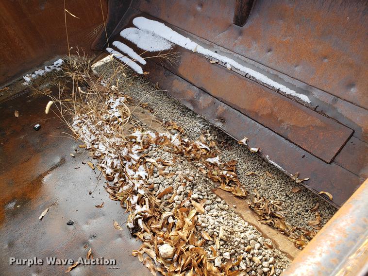 image for item AN9487 Caterpillar 627 dual engine conventional scraper