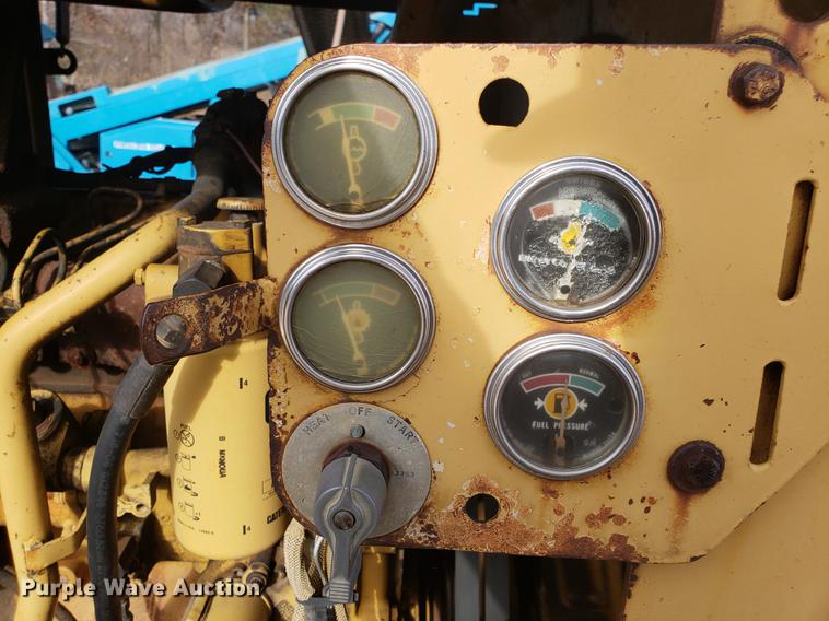 image for item AN9487 Caterpillar 627 dual engine conventional scraper