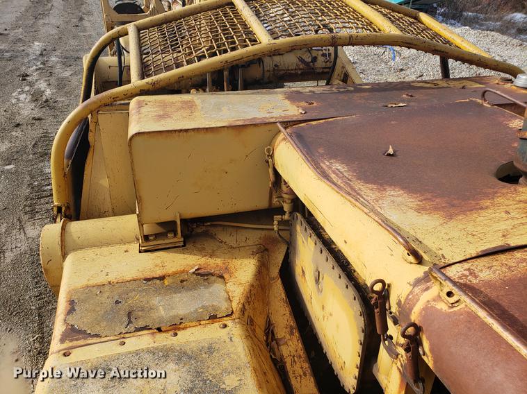 image for item AN9487 Caterpillar 627 dual engine conventional scraper