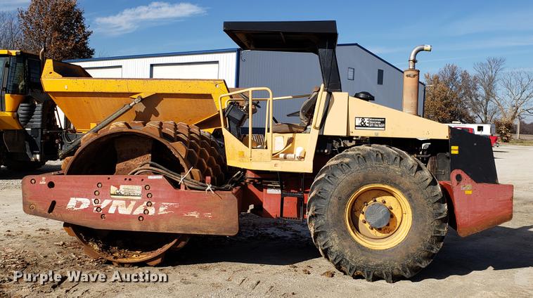 image for item AN9490 2006 Dynapac CA250DD single drum vibratory roller