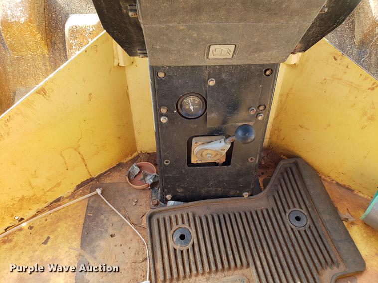 image for item AN9490 2006 Dynapac CA250DD single drum vibratory roller