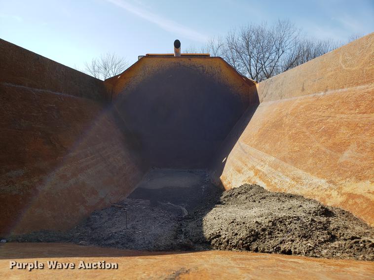 image for item AN9491 JCB 722 haul truck