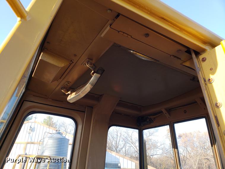 image for item AN9493 1986 Caterpillar 963 track loader