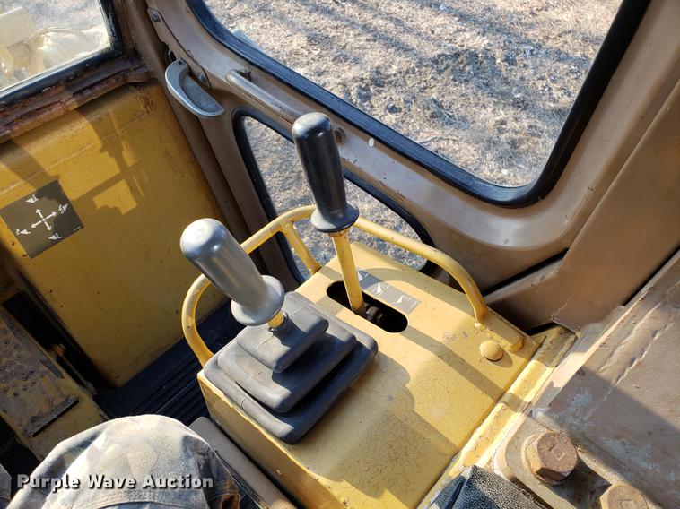 image for item AN9493 1986 Caterpillar 963 track loader