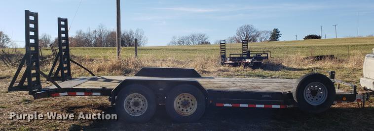 image for item AV9383 2009 Load Trail utility trailer