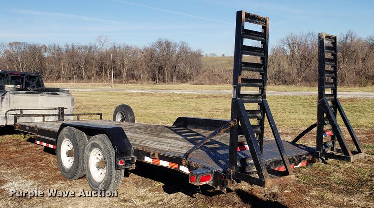 image for item AV9383 2009 Load Trail utility trailer