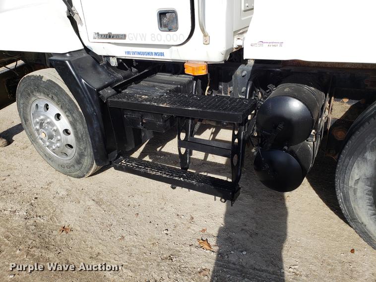 image for item AV9427 1998 Mack CH613 dump truck