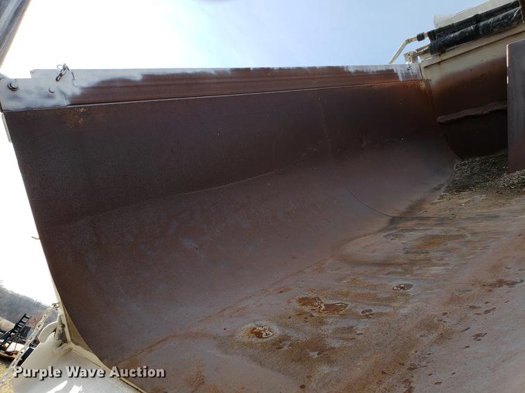 image for item AV9427 1998 Mack CH613 dump truck