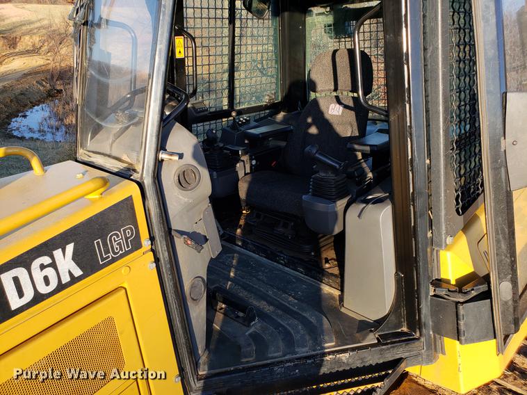 image for item AV9449 2011 Caterpillar D6K LGP dozer