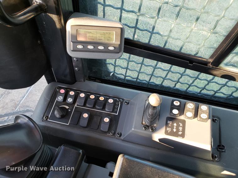 image for item AV9449 2011 Caterpillar D6K LGP dozer