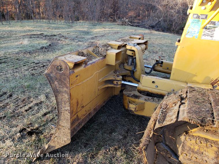 image for item AV9449 2011 Caterpillar D6K LGP dozer