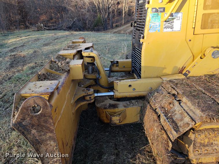 image for item AV9449 2011 Caterpillar D6K LGP dozer