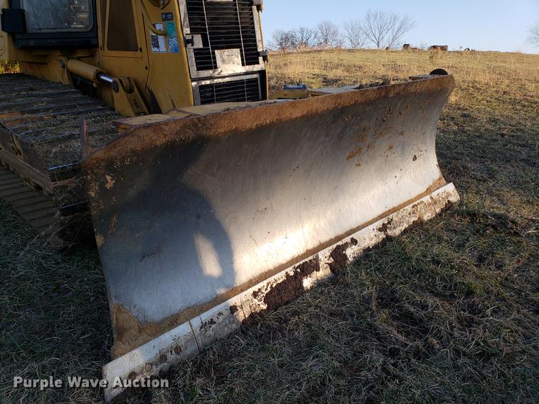 image for item AV9449 2011 Caterpillar D6K LGP dozer